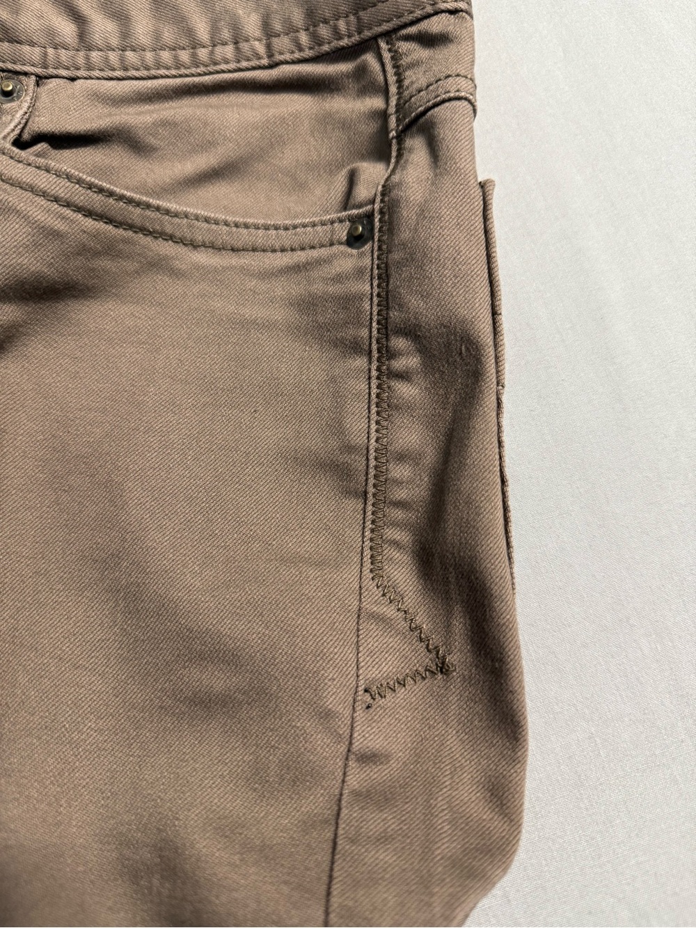 Prana Slim Fit Pants Men’s Size 30x32 Brown 5-Pocket Stretch Casual Chino Jeans - Picture 6 of 14